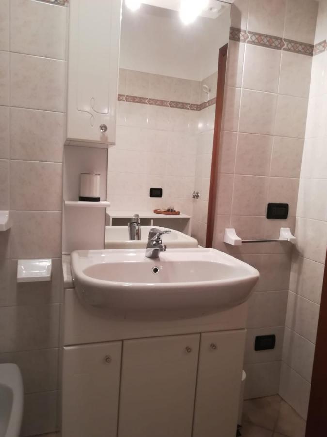 Il Nido B&B Villa d'Allegno Bagian luar foto